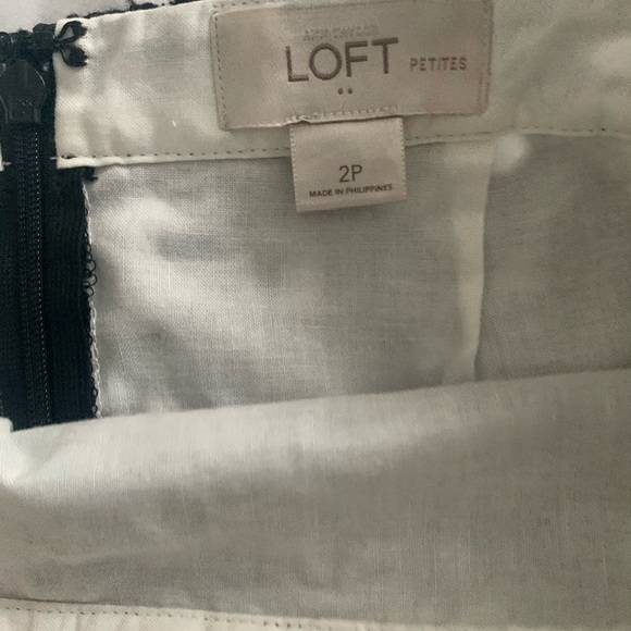 BLACK AND WHITE POLKA DOT MINI SKIRT - Picture 3 of 4